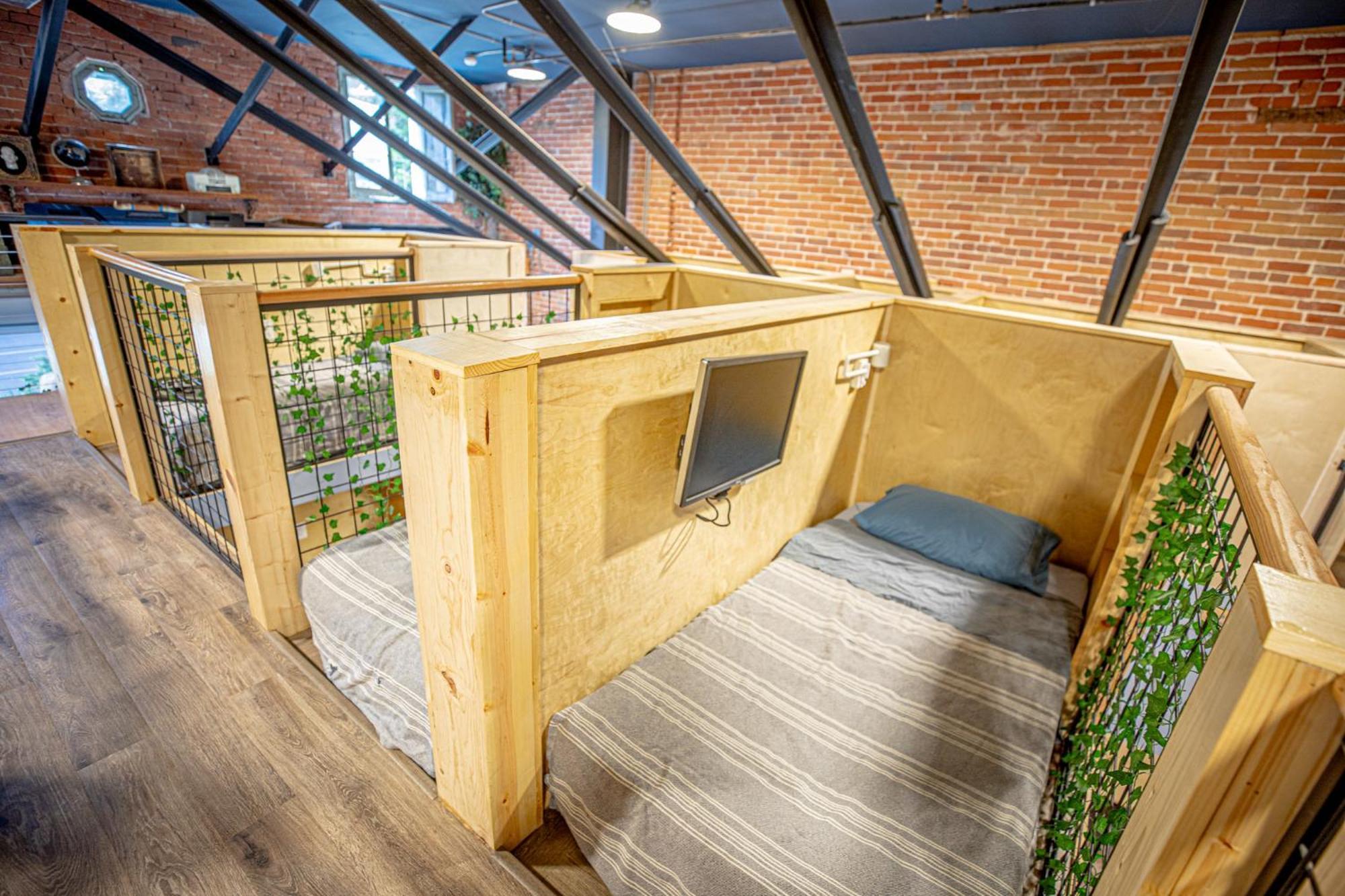 Social Stays - Santa Barbara'S First Hostel On State Street Eksteriør billede